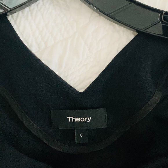 Selling black Theory dress in size 0 - Picture 5 of 6